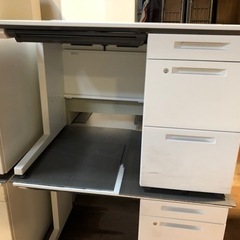 ⭐︎中古品　コクヨ　片袖机　100×70×72cm  事務機⭐︎