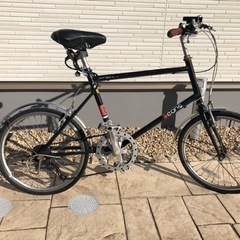 Beamsのミニベロ自転車　パンクしてます