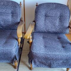 飛騨の家具穂高アームチェアとセンターテーブル