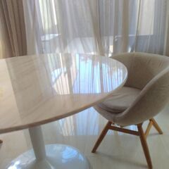 最終お値下げ！【モモナチュラル☆ソファーチェア】ふんわり座り心地抜群！！2脚あります。 