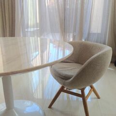 最終お値下げ！【モモナチュラル☆ソファーチェア】ふんわり座り心地抜群！！2脚あります。 