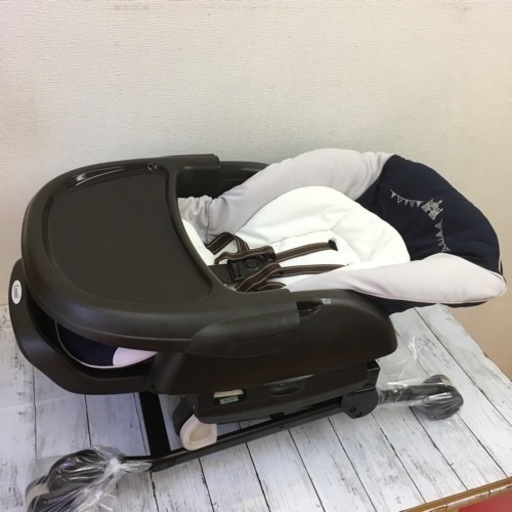 ベビザらス限定モデル【超美品】テーブル艶あり☆コンビネムリラオート