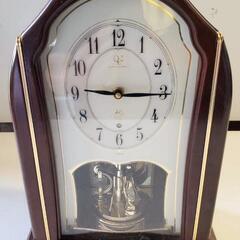 この置き時計を探しています。リズム時計 クイーンエリザベス2の画像