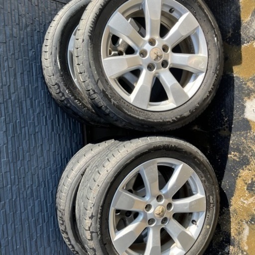 べりん 三菱アウトランダー純正ホイール① 三菱 【ご成約ありがとうございました(*˘︶˘*).｡.:*♡⠀】三菱