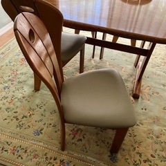 【取りに来て下さる方のみ】ダイニングチェアセット