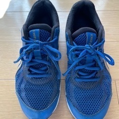 子ども スニーカー asics 23.5cm