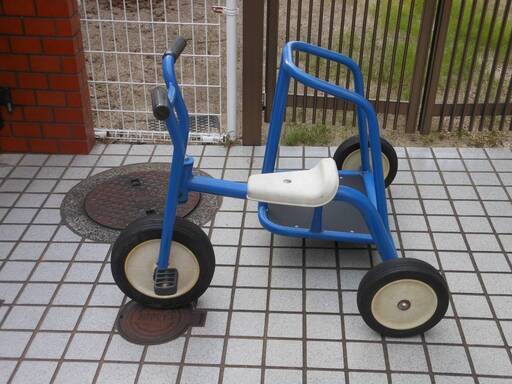 アンパンマン 三輪車 デラックス2 名古屋市】アンパンマンマン 三輪車