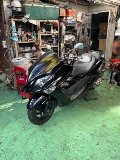 4D9 マジェスティ250