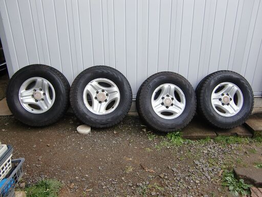 265/70R16ランクル用純正アルミスタッドレス4本、引取希望 卸売 