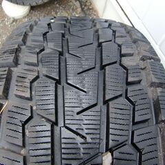 265/70R16ランクル用純正アルミスタッドレス4本、引取希望