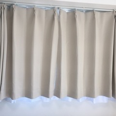 窓用のカーテン