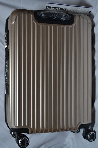 TTOVALIGERIA　中型スーツケース　軽量　静音　TSAロック機能搭載　新品未使用品