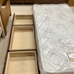 大塚家具 シングルベッドセット シモンズマットレス DM-GF007 木目ブラウン 引き出し収納付【ユーズドユーズ名古屋天白店】J2206 大塚家具 シングルベッドセット シモンズマットレス DM-GF007 木目