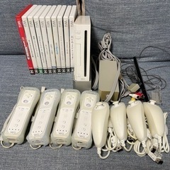 Wii本体セット ソフト10本、リモコン、ヌンチャク4つ