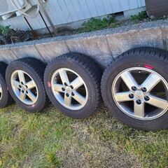 本日限定値下げ❗バリ溝✨️トヨタ純正ホイールスタッドレス