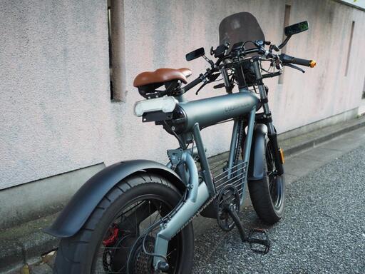 COSWHEEL SMART EV 電動バイク 原付一種  公道走行可能書類有。 遠距離走行可能な電動バイク＆座れる電動キックボード登場！ 次