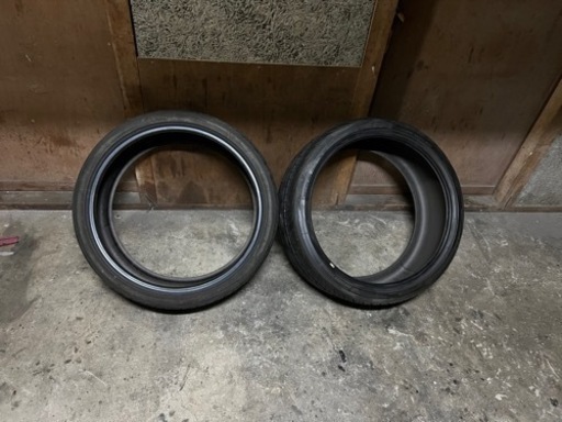245/35r21  ヨコハマ　エイビット