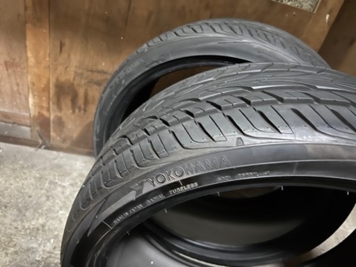 245/35r21  ヨコハマ　エイビット