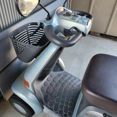 シニアカー　電動車椅子