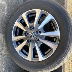 エスクワァイヤァ　純正タイヤ　ホイール
