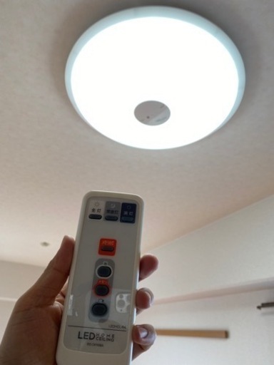 【取引不可、受け渡し予定中】LEDｼｰﾘﾝｸﾞﾗｲﾄ　ｱｲﾘｽｵｰﾔﾏ　CL8N-E1　～8畳用