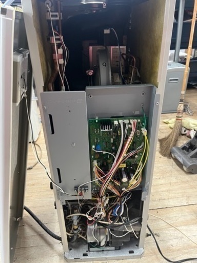 P4136 コロナ 2015年製 UKB-SA380XP4 石油給湯器 現状品 灯油 プラクラ  