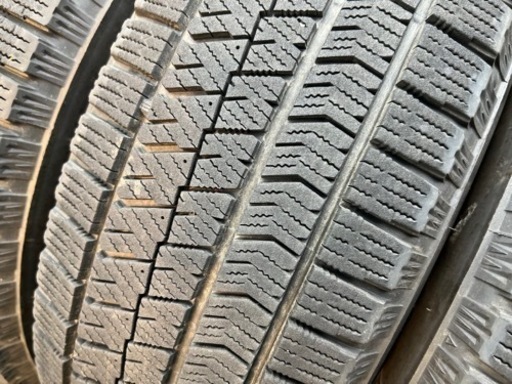 72）ヴォクシー ノア セレナ プリウス195/65R15 ブリヂストン 
