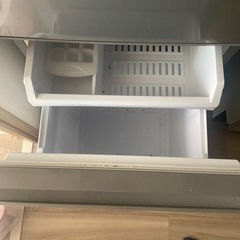 冷蔵庫　2021年8月購入　128L 自動霜降り　製氷できます