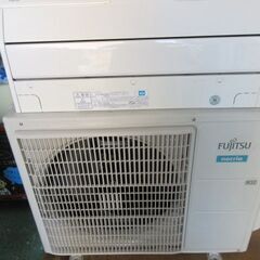 K03596 富士通 中古エアコン 主に18畳用 冷房能力 5.6W ／ 暖房能力6.7KW