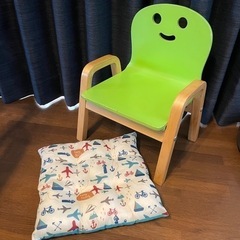 * キコリの小いす(きみどり)お座布団付☆ 木製ベビー椅子