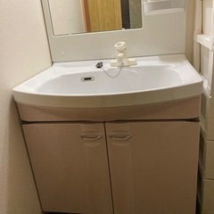 システムキッチン　IHクッキングヒーター　レンジフード　洗面台