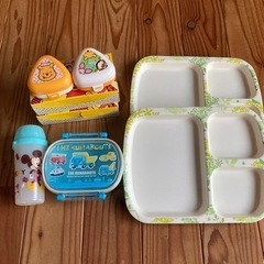 子ども用お弁当箱、プレート皿、おにぎりケース