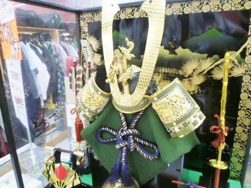 苫小牧市内・札幌市内近郊限定 兜飾り 御節句飾 菊水作 ケース 