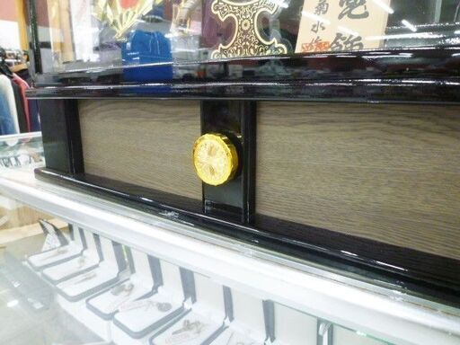 苫小牧市内・札幌市内近郊限定 兜飾り 御節句飾 菊水作 ケース