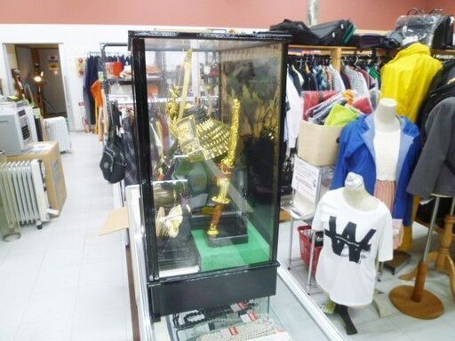 苫小牧市内・札幌市内近郊限定 兜飾り 御節句飾 菊水作 ケース 