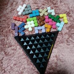 ピラミッドパズル