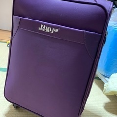 【無料】4輪スーツケース