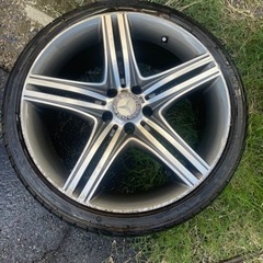 アルミホイール　タイヤ　ベンツ