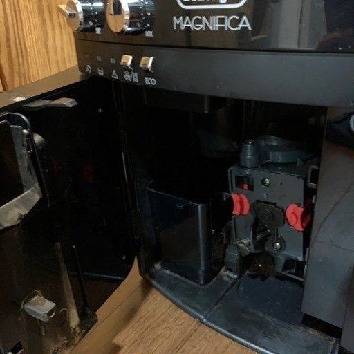デロンギ 全自動コーヒーメーカー マグニフィカ ESAM03110