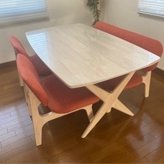 ニトリのダイニングテーブル　締切11月27日まで