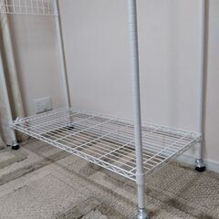 値下げ　頑丈ハンガーラック 120タイプ（幅122cm）白