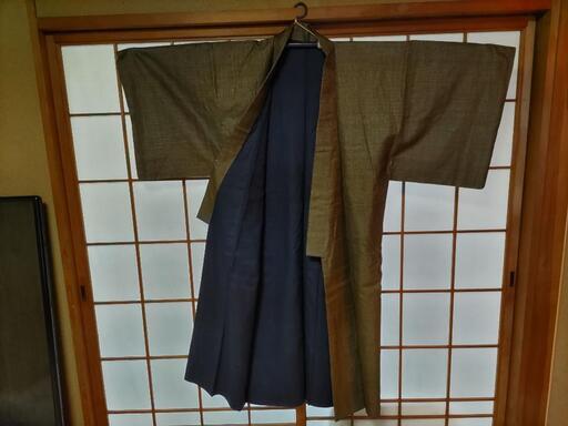 大島紬 昭和30年代 レトロ 薄暗い