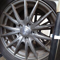 ヨコハマ　スタッドレスタイヤ