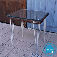 デンマーク老舗家具ブランドSika・DesignのMERCUR ガーデンサイドテーブルです。ガラスとラタンとアイアンを組み合わせたスタイリッシュでモダンなサイドテーブル。ベランダや庭先にもおススメ♪CJ432