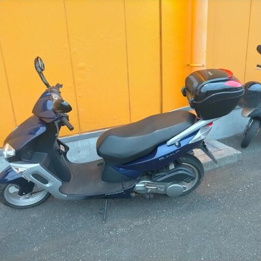 バイク屋さんで整備された希少プジョー サムアップ125cc