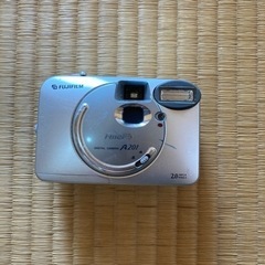 ジャンク　FUJIFILM FinePix A201