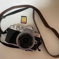 【ネット決済・配送可】OLYMPUS em10markIII 最...