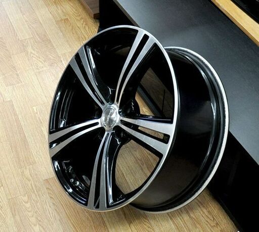 ROZEST 19×8J 5H PCD114.3 +45 ハブ径73mm 19インチ アルミホイール 4 