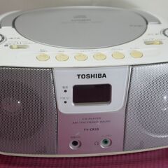 ★東芝 CDラジオ TY-CR10 動作品 音響機器