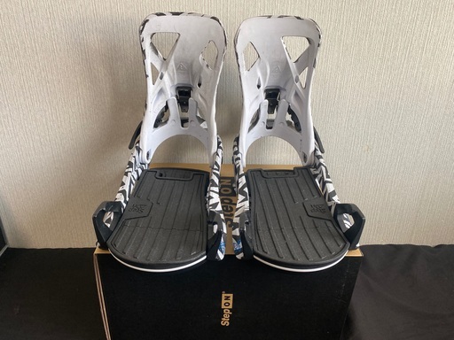 仮受け渡し者決定済み』BURTON Stepon スノーボード ビンディング 